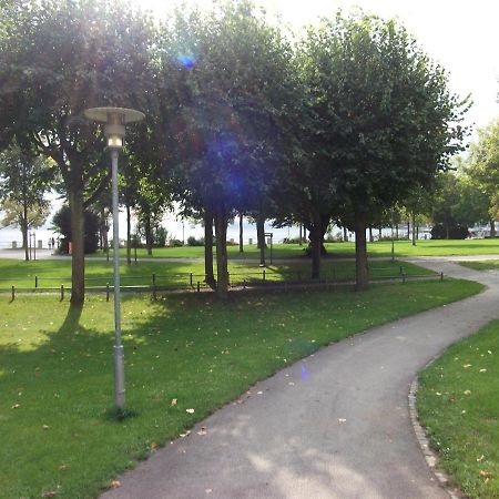 Ältere FeWo am Uferpark FDH Exterior foto